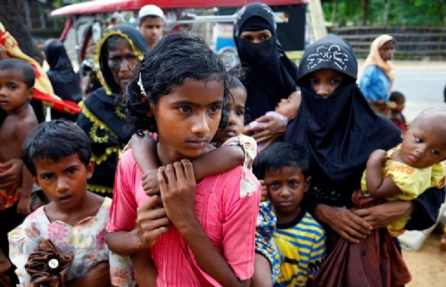 Bangladeş Sınırına Kaçanların Sayısı 429 Bine Ulaştı