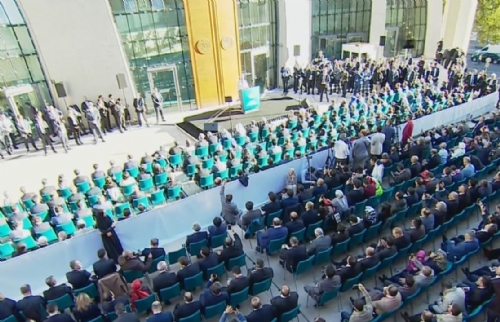 DİTİB Köln Merkez Camii Dualarla İbadete Açıldı