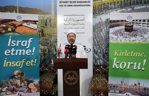 Diyanet İşleri Başkanı Prof. Dr. Ali Erbaş, Mekke’de Basın Mensuplarıyla Bir Araya Geldi