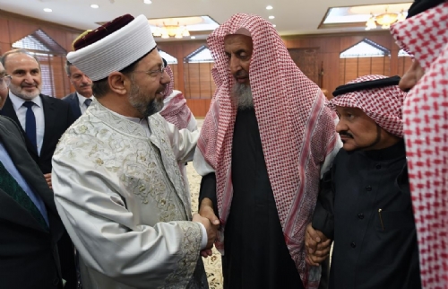 Diyanet İşleri Başkanı Prof. Dr. Ali Erbaş, Suudi Arabistan Başmüftüsü Abdulaziz Al Şeyh’i Ziyaret Etti