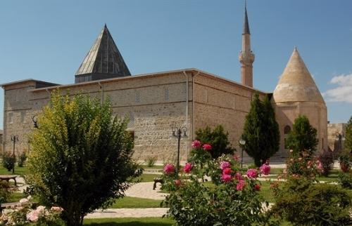 Konya’da Asırlık Eserler Restore Ediliyor
