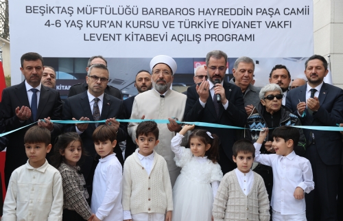 Gelecek nesillerimizi inancımızın değerleriyle yetiştirmenin güzelliğini yaşıyoruz