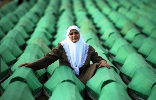 Srebrenitsa Soykırımı’nın Üzerinden 24 Yıl Geçti