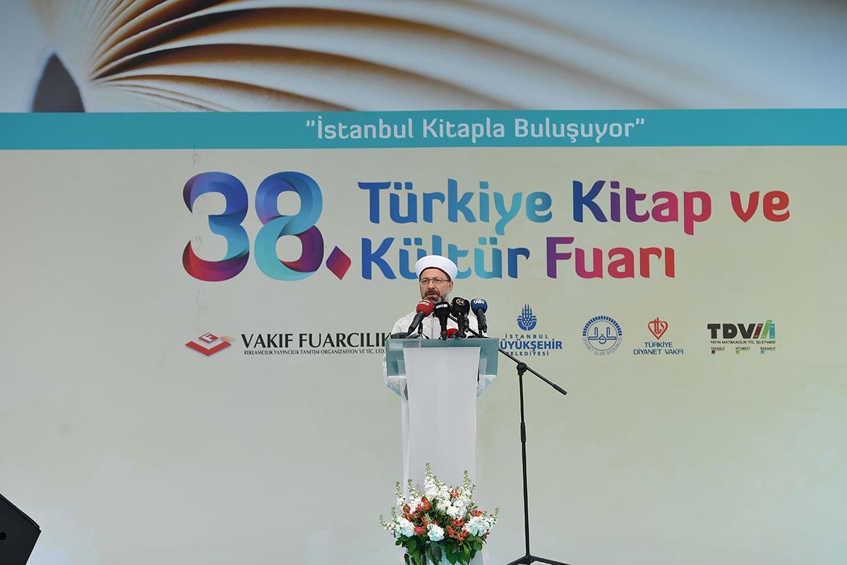 İstanbul’da ''38. Türkiye Kitap ve Kültür Fuarı' Açıldı