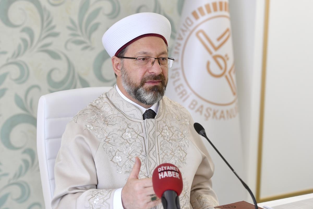 Diyanet İşleri Başkanı Prof. Dr. Ali Erbaş, “İslam, ilmin kucağına doğmuş bir dindir”