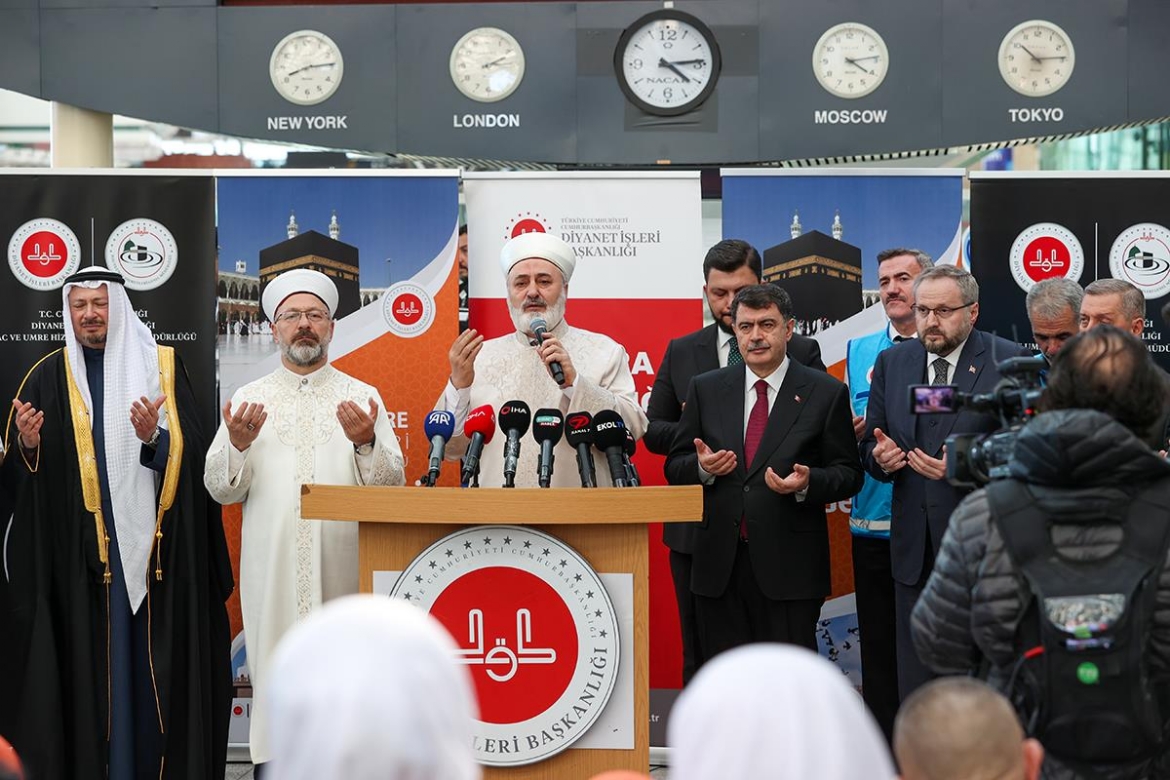 Ankara’dan ilk hac kafilesi dualarla uğurlandı