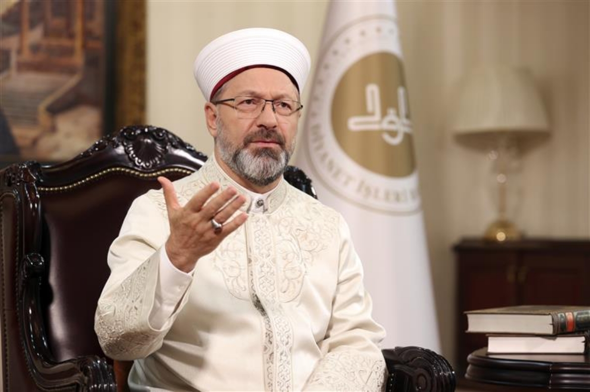 Diyanet İşleri Başkanı Erbaş’tan Leman dergisine tepki