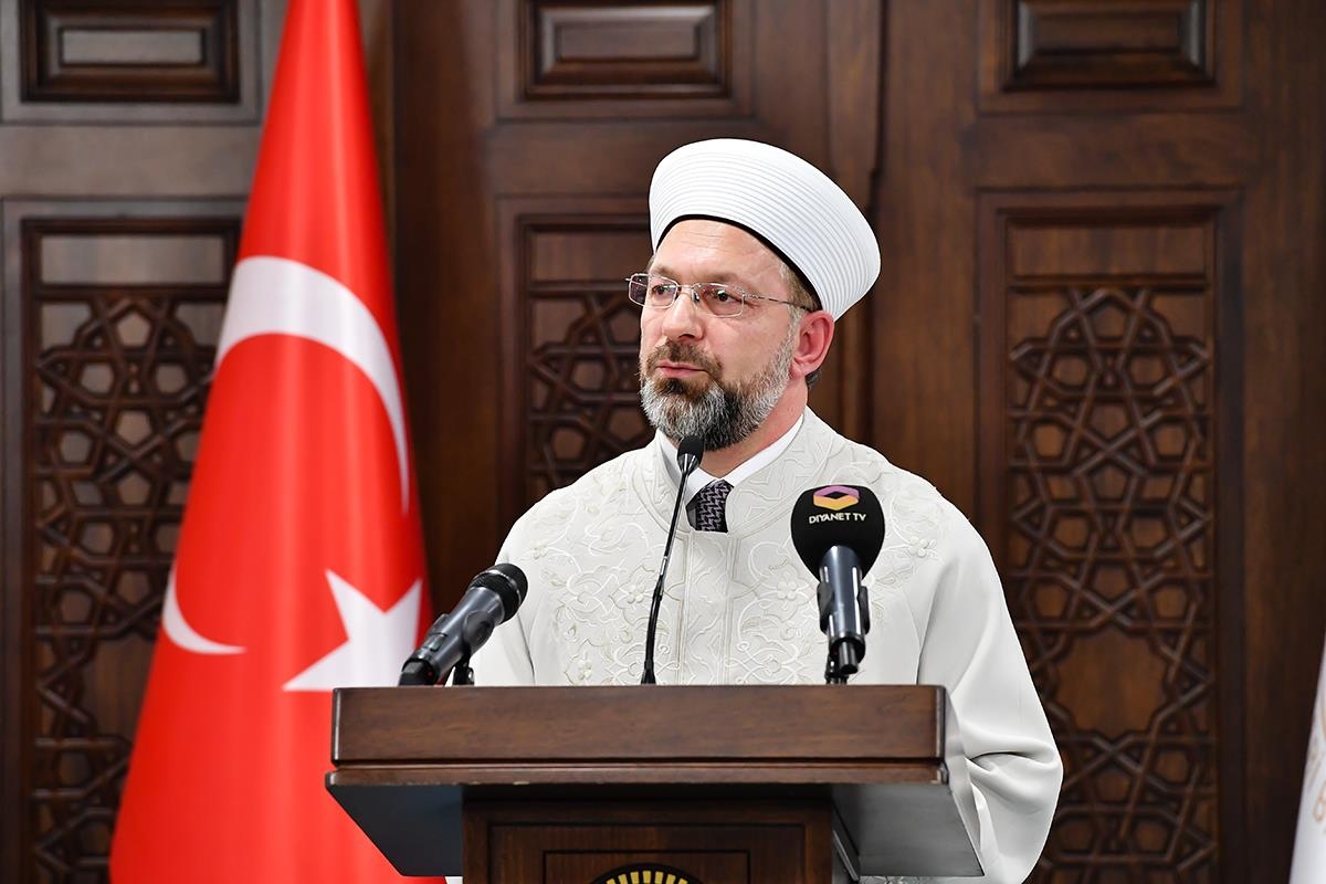 Diyanet İşleri Başkanı Prof. Dr. Ali Erbaş’tan Gündemdeki Dini Konularla İlgili Açıklama